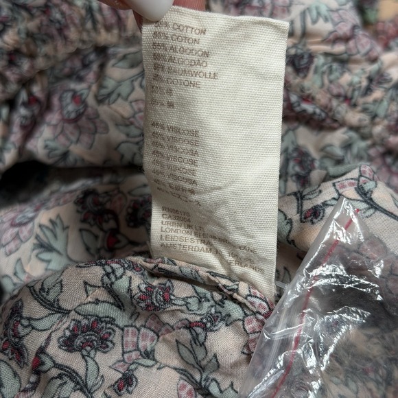 NWOT Anthropologie Let Me‎ Be High Neck Printed Peasant Blouse Sz M - Picture 9 of 9